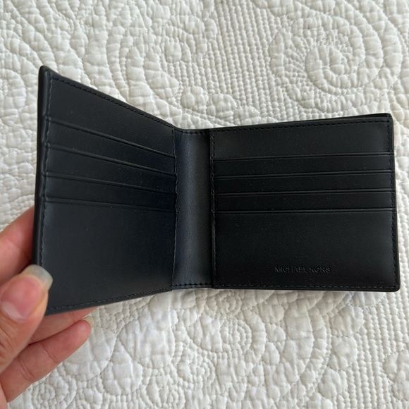 MICHAEL KORS wallet - Picture 3 of 5
